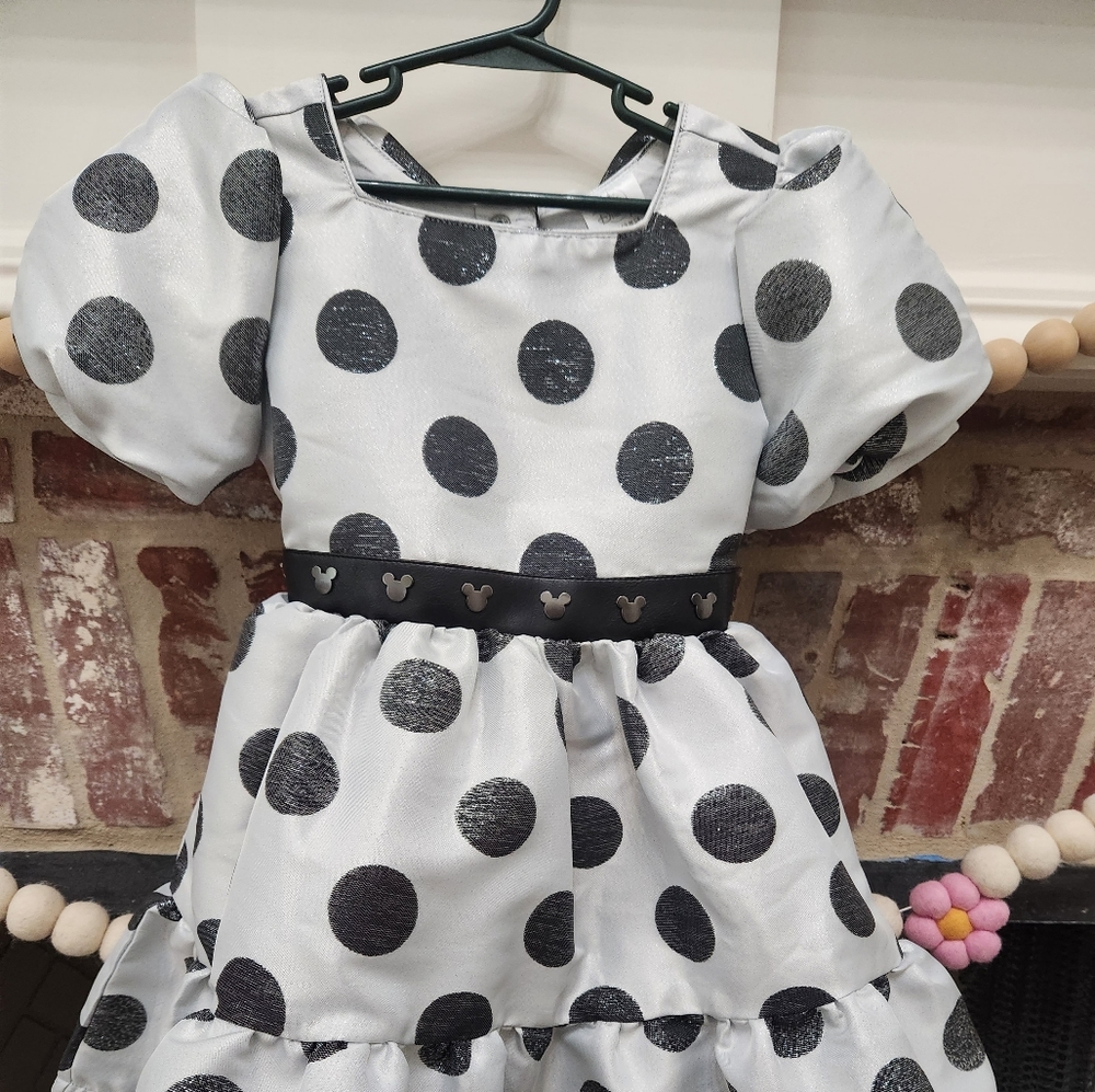 Disney dress Girls size 5/6 color silver and black with Mickey detail belt